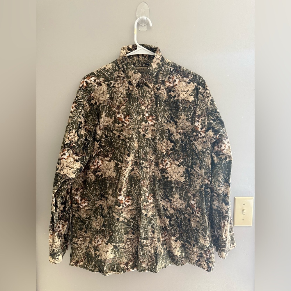 Woods & Water Outfitters Camo Deer Cotton Long Sleeve Button Down Shirt Mens SZL